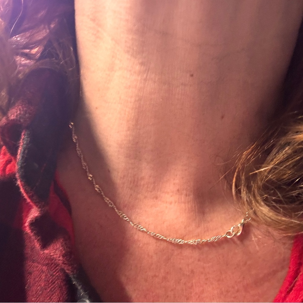 Elegant 16” 925 Sterling Silver Chain Necklace - Picture 2 of 6